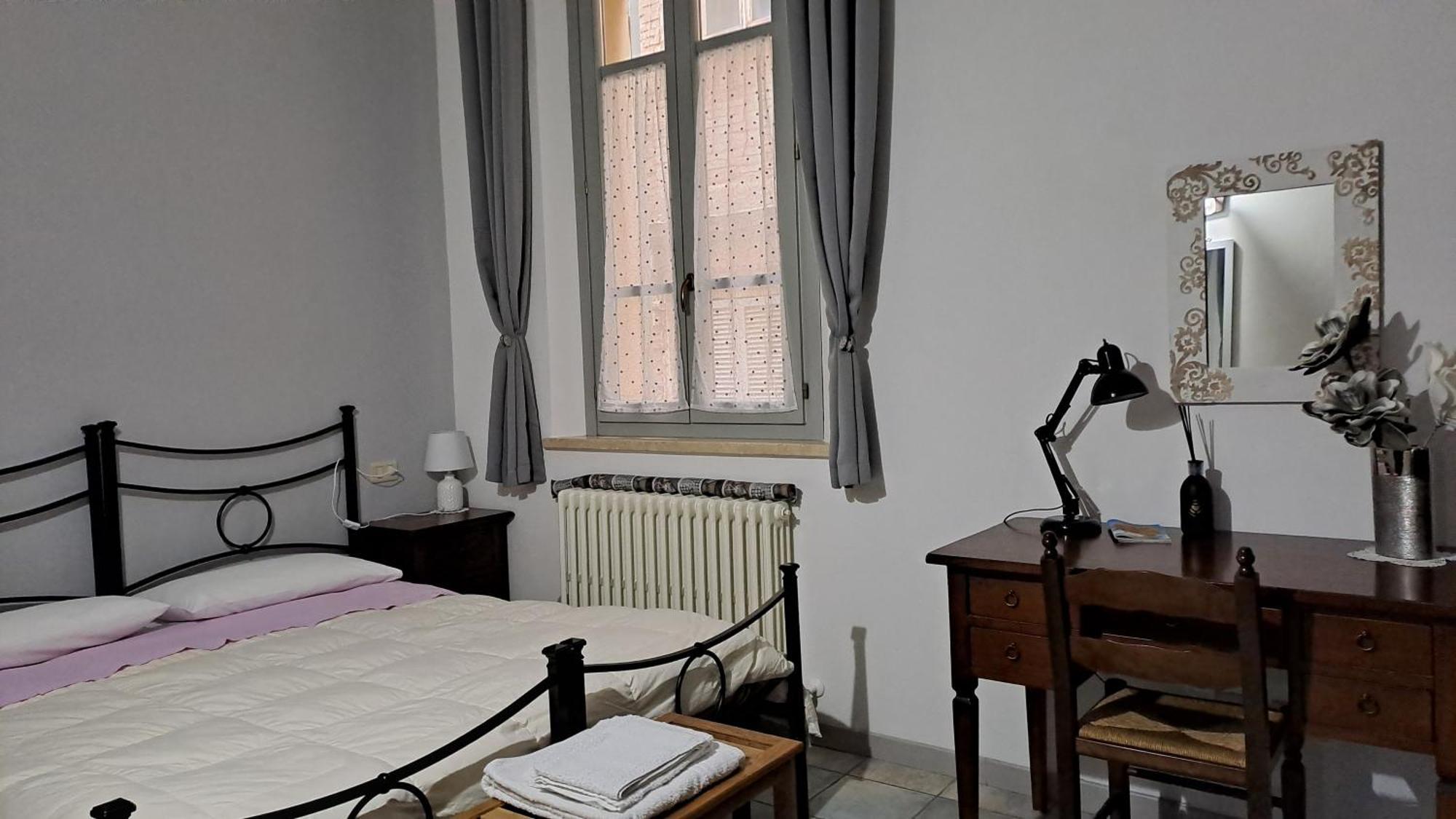 Dietro le quinte nel cuore di Perugia Esterno foto